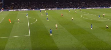 1764111506672048229.gif 车萨06.gif